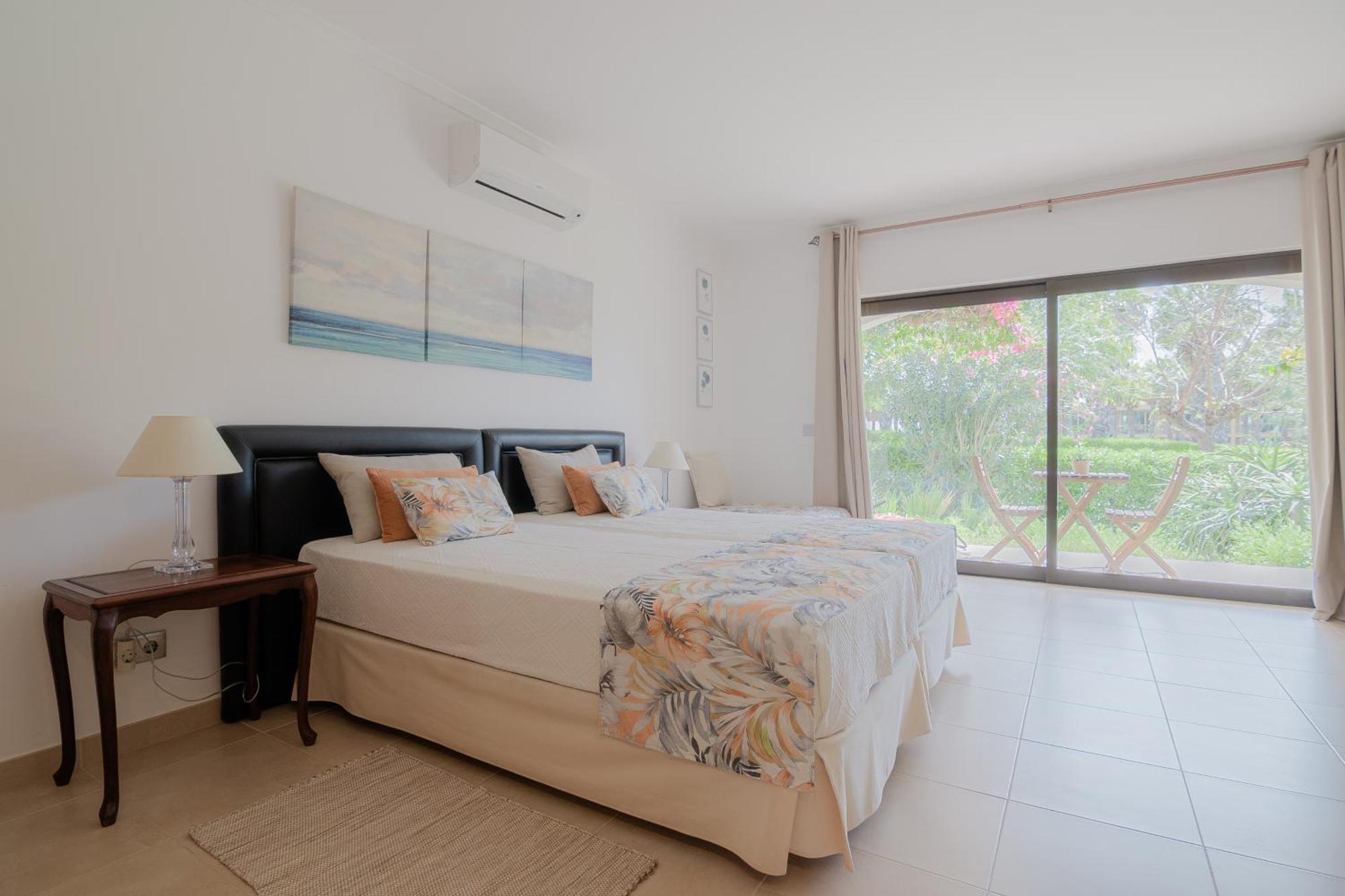 Apartment Coastal Retreat, By Drago Albufeira